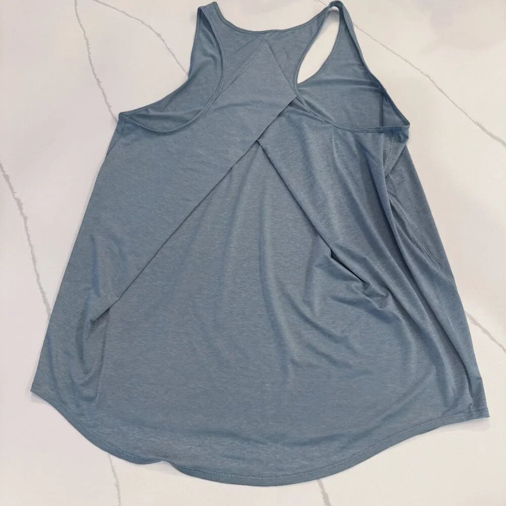 Lululemon Essential Tank *Pleated Blue Cast Size 10 - Picture 8 of 9